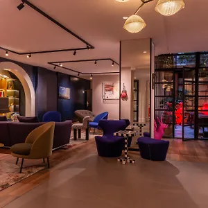 **** Отель Golden Tulip Opera De Noailles Франция